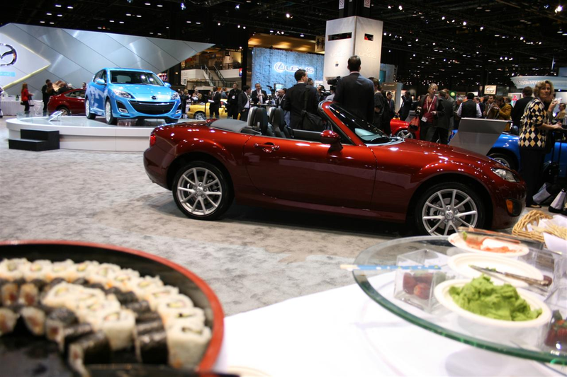 Illustration for article titled 2009 Mazda Miata MX-5: 20 Years Of Beer And Sushi